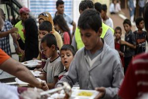  सीरियाई शरणार्थियों की संख्या बढ़कर 40 लाख हुई।