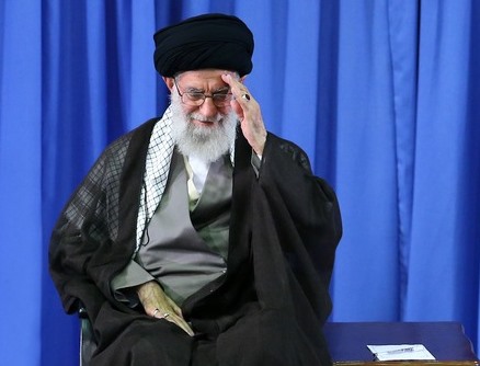 تصویری رپورٹ: رہبر معظم انقلاب سے طلباء کی ملاقات