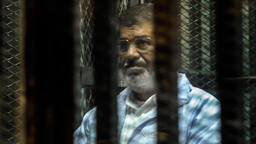 Morsi reporter procès pour sa mauvaise santé