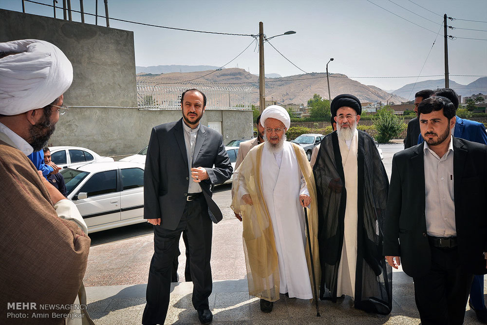 تصویری رپورٹ: آیت اللہ مکارم شیرازی کا شیراز کا دورہ