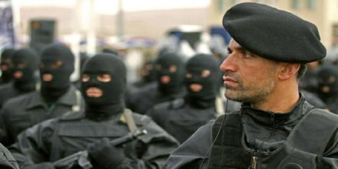 وفد من قادة الامن الداخلي الايراني يزور روسيا