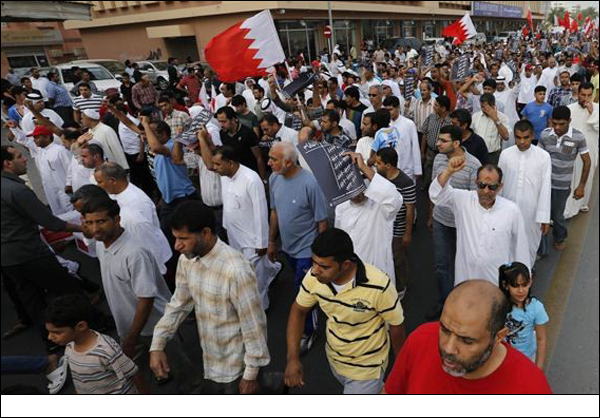 تظاهرات واحتجاجات تستنكر حصار النظام على منطقة سترة