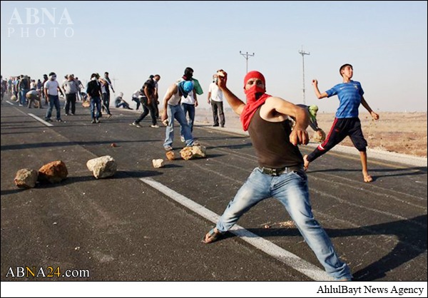 تقرير مصور/ اشتباكات بين شباب فلسطينيين وقوات الاحتلال الاسرائيلية