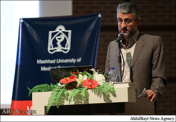 مشہد کی میڈیکل یونیورسٹی غیر ملکی طلبا کا استقبال کرتی ہے