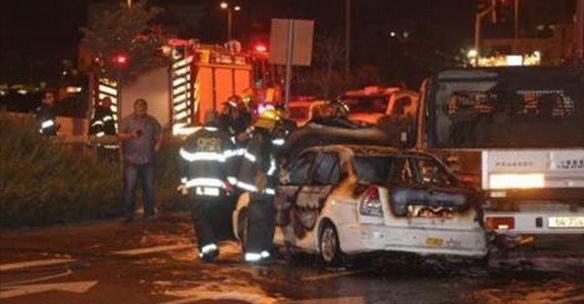 Tres Colonos Ilegales Judíos Heridos Después que Bomba Incendiaria Impactara Vehículo en el norte de Jerusalén ocupada