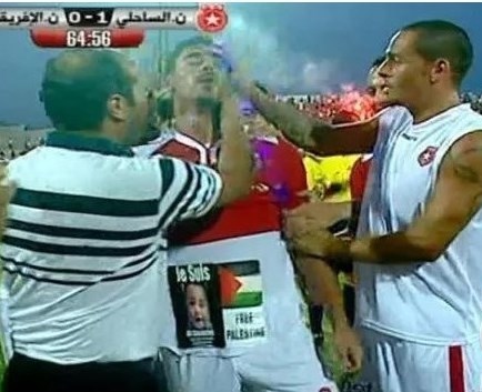 Algerian footballer shows solidarity with slain Palestinian toddler