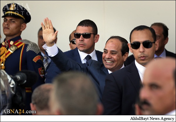 بالصور/ السيسي يفتتح رسميا قناة السويس الجديدة