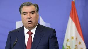 Странная критика президента Таджикистана в вопросе хиджаба женщин