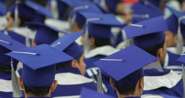 Bahrain: 34% of distinct students deprived from scholarships, 228 medical scholarships disappeared