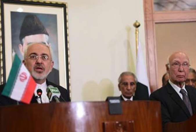 ڈاکٹر جواد ظریف اور سرتاج عزیز کی مشترکہ پریس کانفرنس