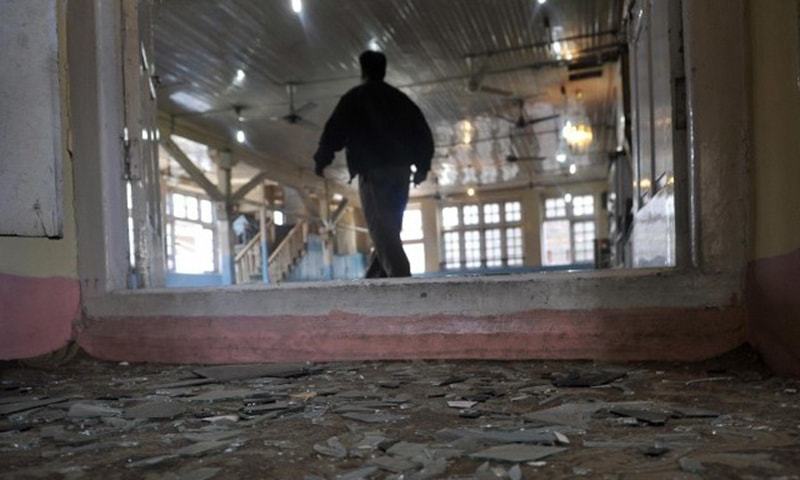 کشمیر؛ شوپیاں جامع مسجد میں گرینیڈ دھماکہ، ۱۱ افراد زخمی