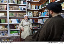 Bilder: ABNA-Interview mit Ayatollah Dori Najafabadi