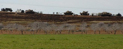 Turquie dans le sud-est de la ville d’Azzaz, en Syrie