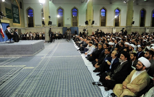 Photos: Ahlul Bayt World Assembly Members Meet with Imam Khamenei