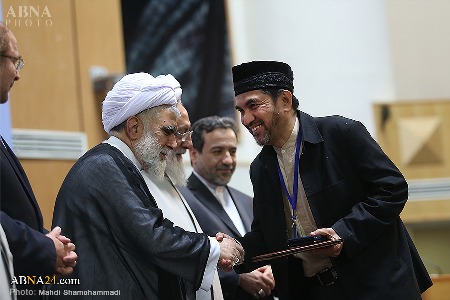 تصویری رپورٹ/ اہل بیت(ع) عالمی اسمبلی کے اجلاس میں انعامات کی تقسیم