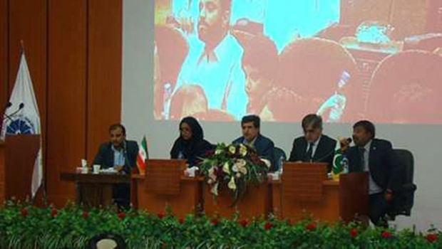 ایران اور پاکستان کے مابین سرحدی تجارت کے معاہدے پر دستخط