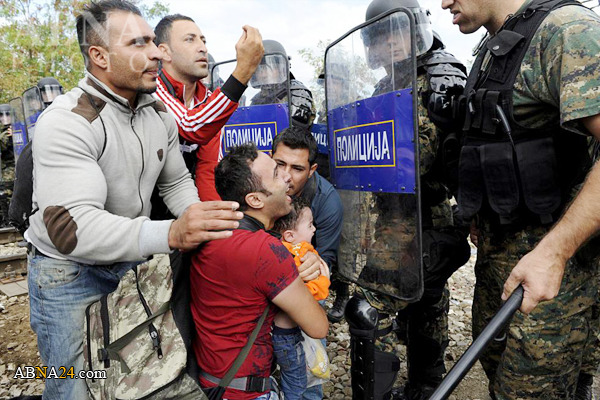 “Choques entre la Policía de Macedonia y  los Inmigrantes Indocumentados”