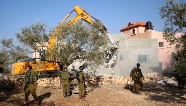 Israeli soldiers demolished 417 structures in West Bank, Jerusalem