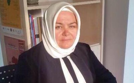 Turkey appoints first ever hijab-wearing female minister