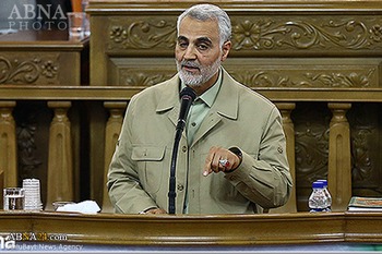 General Soleimani Briefs Iran’s Top Clerics on Regional Developments