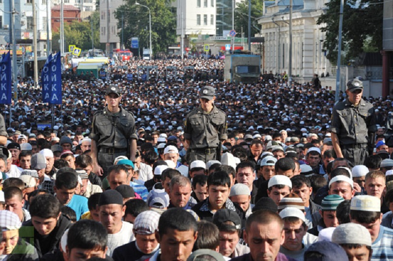 Russian Muslims suffer from shortage of mosques