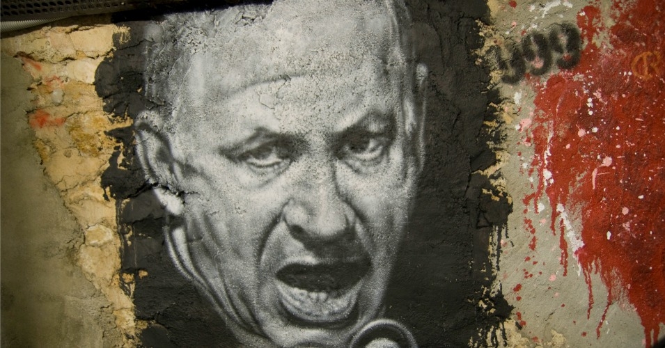 “Más de 100.000 Británicos han Firmado una Petición que Pide el Arresto de Netanyahu por Crímenes de Guerra” 