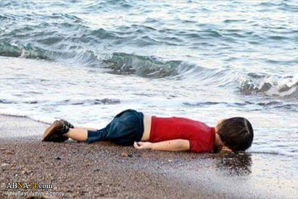 Photos: Drowned Syrian Toddler Laid to Rest