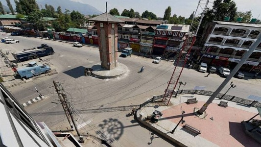 کشمیر؛ تباہ کن سیلاب کو ایک سال مکمل، حکومت کی عدم توجہ کے خلاف ہمہ گیر احتجاج