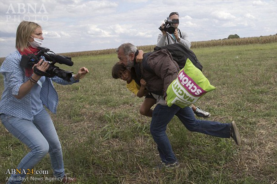 Video: A Hungarian camerawoman trips Syrian refugees