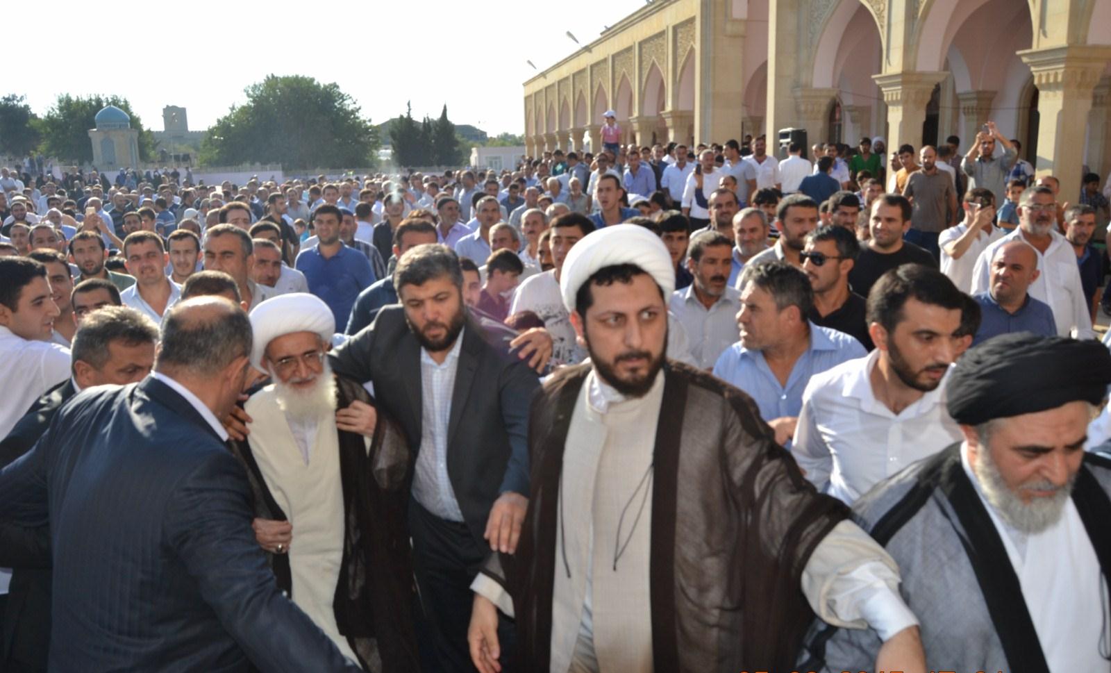 Ayatollah Nouri Hamadani thanks Azerbaijani people for their hospitality