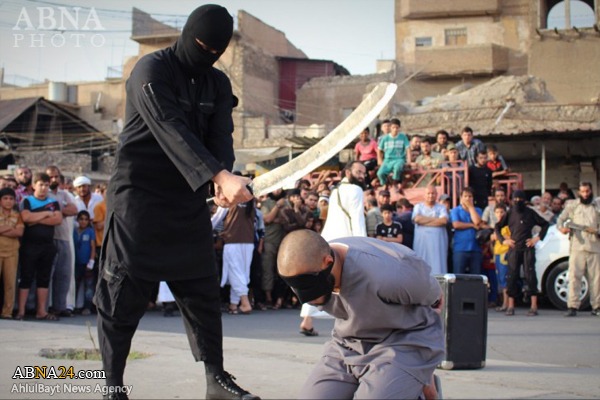 Photos: ISIS Executes Two Iraqi Mens in Mosul