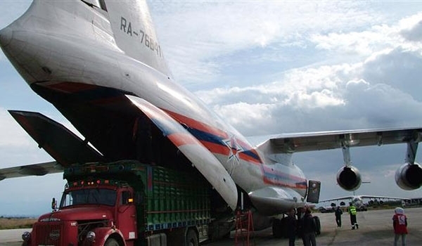 Two Russian Planes Deliver Humanitarian Aid to Syria
