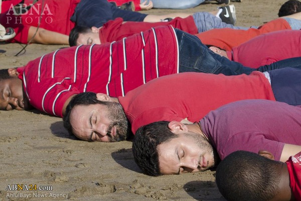 Bilder: "Wir sind alle Aylan", symbolische Gedenkfeier