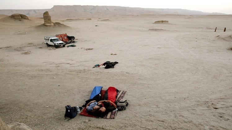 الجيش المصري يفتح النار على قافلة سياحية ويقتل 12 شخصا بينهم مكسيكيون