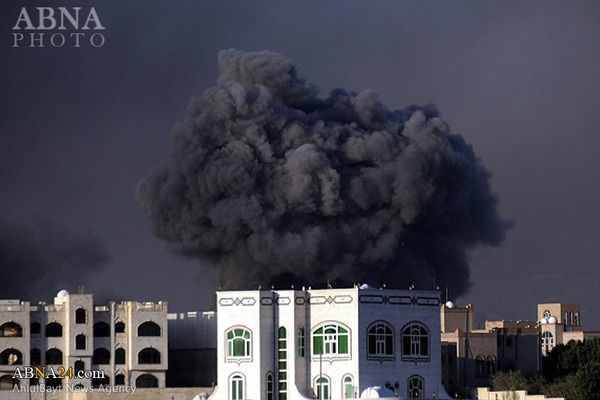 Fotostrecke: Schreckliche Bombardierung der Wohngebiete Jemens durch Saudi Arabien