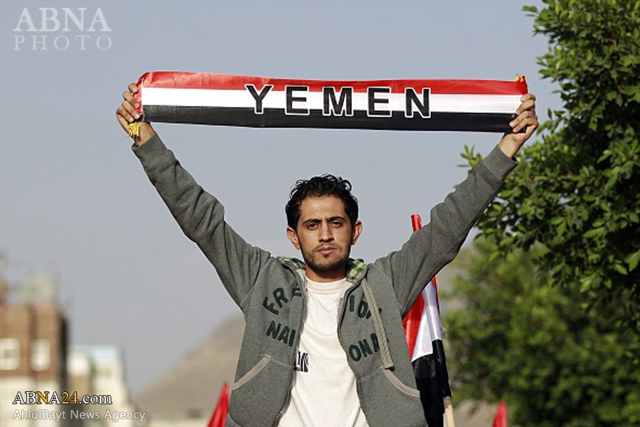 تقرير مصور/ اليمنيون يحتفلون في الذكرى السنوية الأولى للثورة في صنعاء