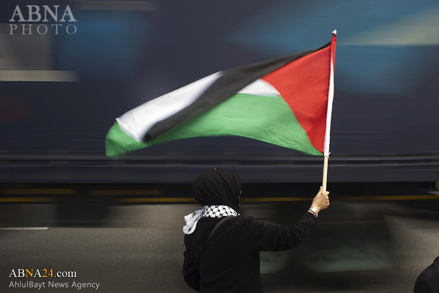 تقرير مصور/ تظاهرات احتجاجية ضد مغني أمريكي يدعم الصهيونية في كيب تاون