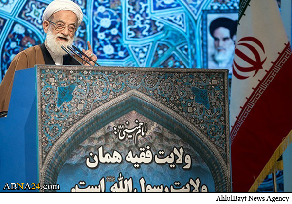 خطیب جمعة طهران: السعودیة غیر کفوءة في ادارة الحج