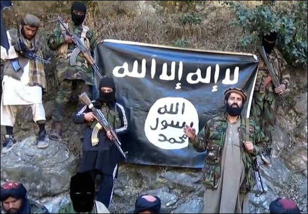 داعش يتمدد في أفغانستان ويهدد عرش طالبان 