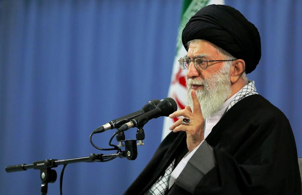 Imam Khamenei: Saudi Must Accept Their Responsibility and Apologize for Deadly Hajj Stampede