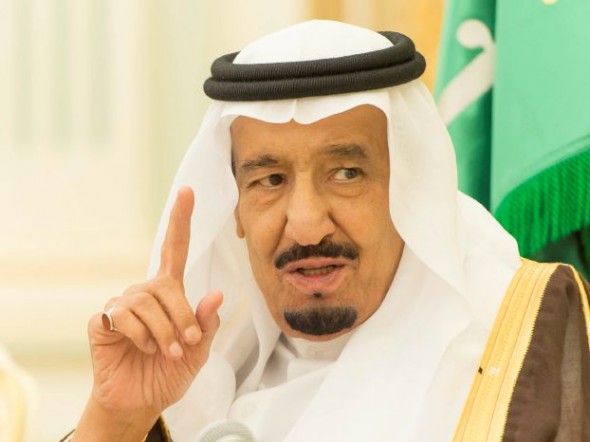 السلطات تعتقل شخصا بتهمة الإساءة الى الملك السعودي في البحرين