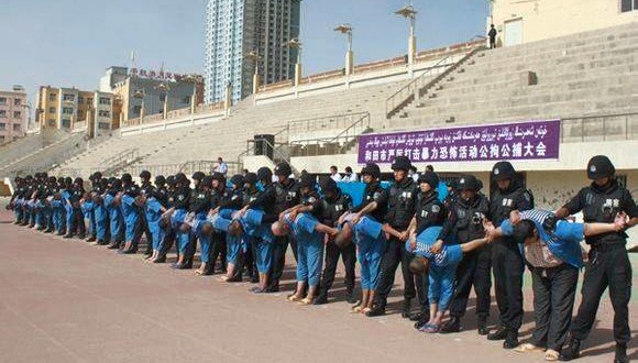 الصين تتوعد "المتشددين" في شينغيانغ غرب البلاد