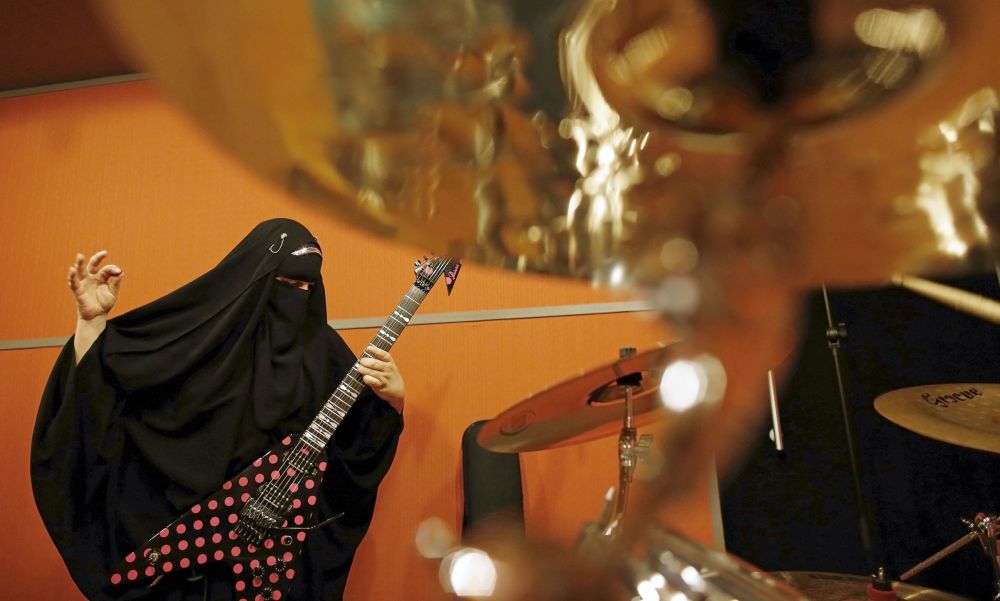 تصویری رپورٹ: جرمنی میں حجاب کی بے حرمتی