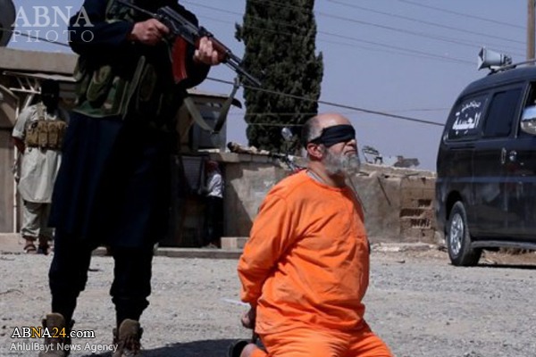Photos: ISIS Executes Three Syrian Men