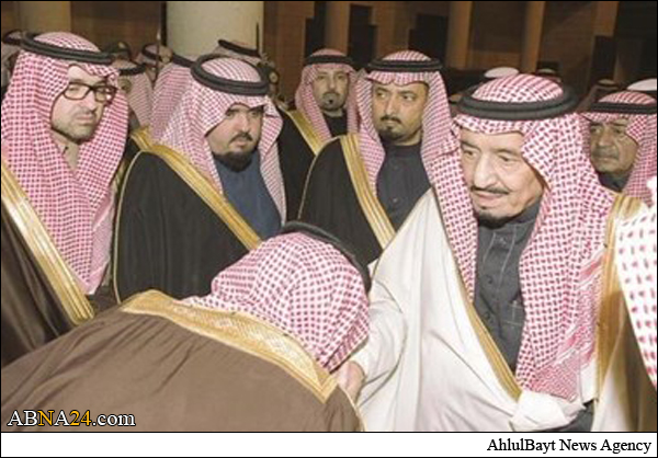 أمير سعودي يطالب بتغيير النظام وتنحي الملك