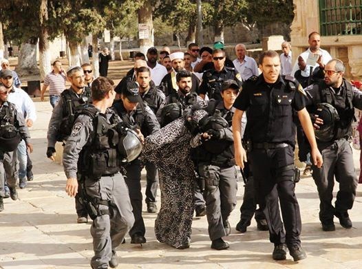 Israeli fanatic hordes storm al-Aqsa, attack sit-inners
