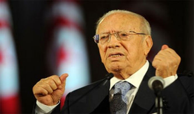 السبسي يكرر تحذيره من اقتراب داعش من الحدود التونسية