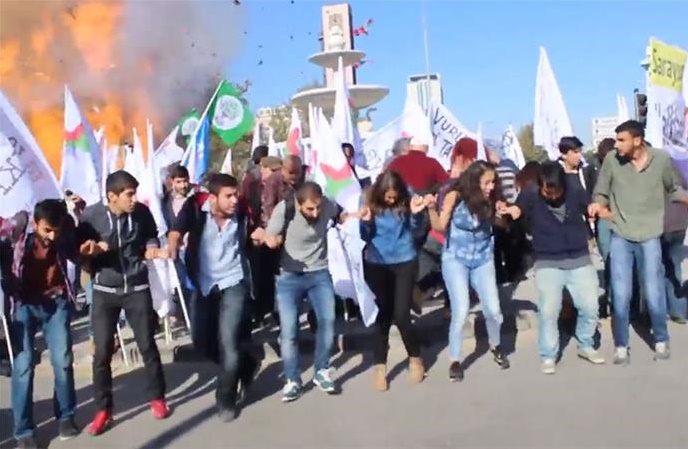 At least 30 killed, 120 injured in terrorist attack in Turkey / Photos
