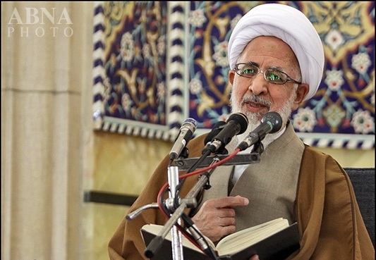 “La Santa Ka'aba Debe ser Recuperada de las Garras de la Casa de Saud”