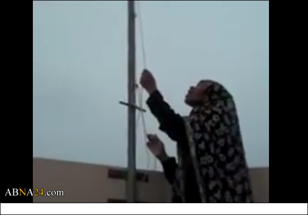 فيديو/ امرأة أفريقية ترفع راية "أبي عبد الله (ع)" وتنادي "يا حسين"